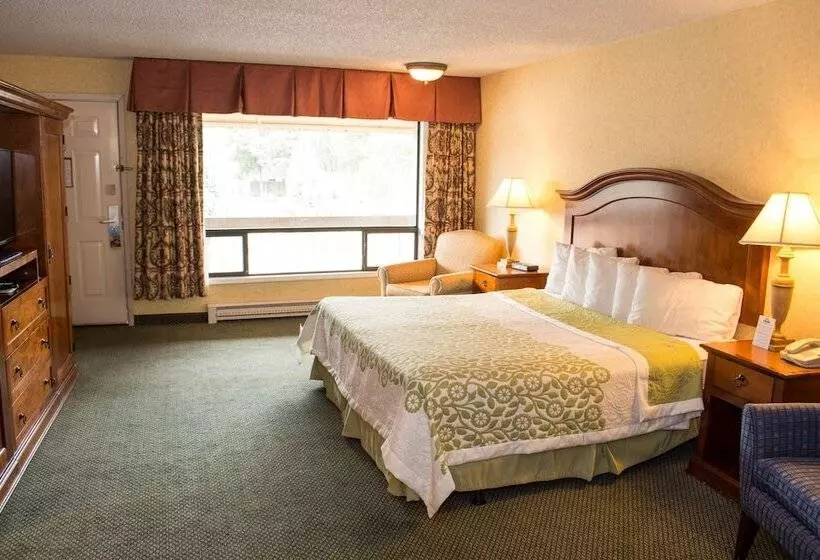 سوییت, Days Inn By Wyndham Klamath Falls