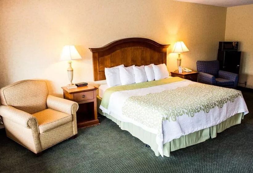 سوییت, Days Inn By Wyndham Klamath Falls
