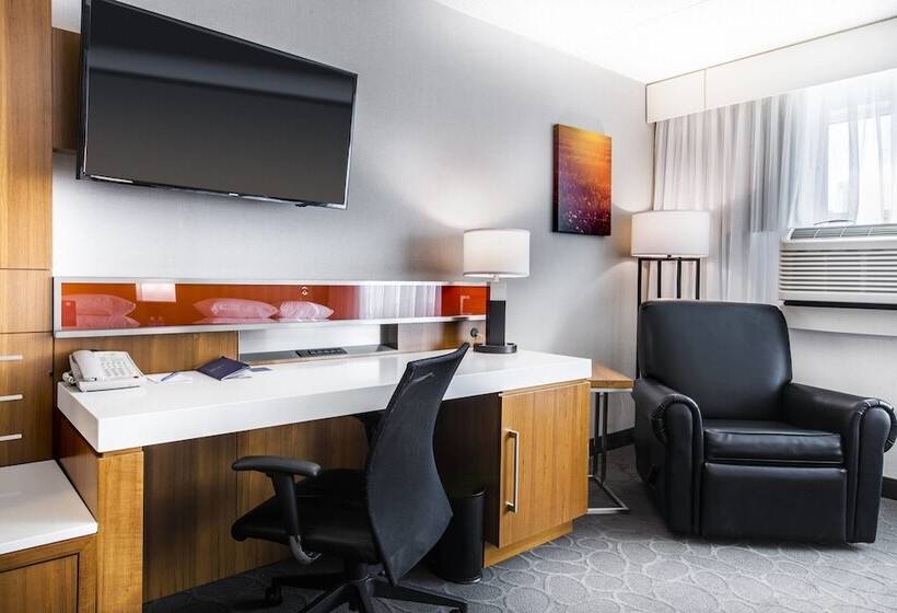 חדר סטנדרט שתי מיטות זוגיות, Delta Hotels By Marriott Fargo