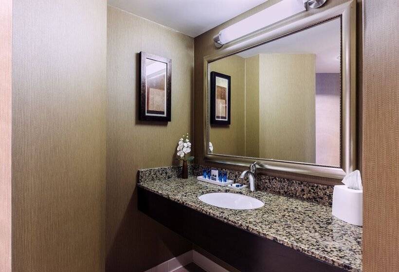 סוויטה, Delta Hotels By Marriott Fargo