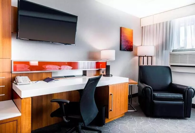 ２ダブルベッドのスタンダードルーム, Delta Hotels By Marriott Fargo