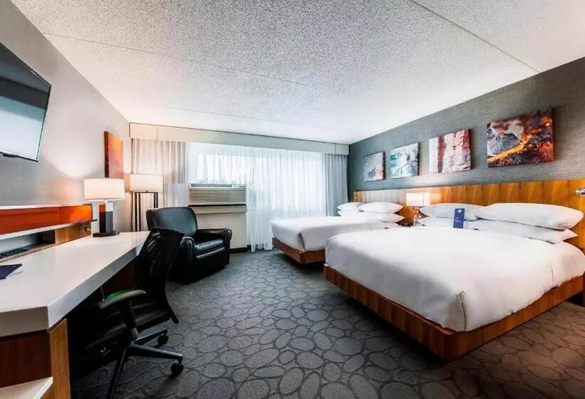 ２ダブルベッドのスタンダードルーム, Delta Hotels By Marriott Fargo