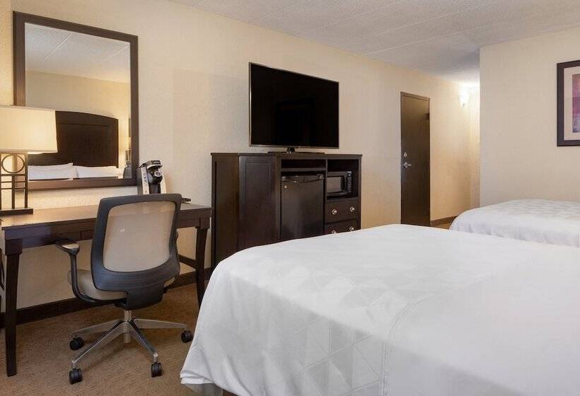 스탠다드 룸 더블 침대 2개, Holiday Inn And Suites Charleston West, An Ihg