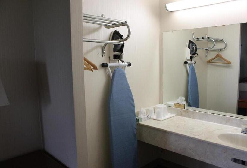 适合残疾人使用的标准间, Knights Inn   Belton/temple