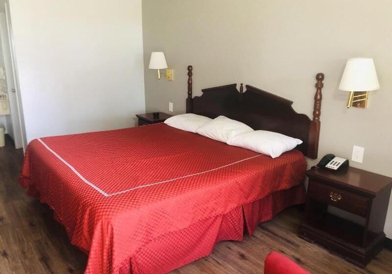 キングサイズベッドのスタンダードルーム, Knights Inn   Belton/temple