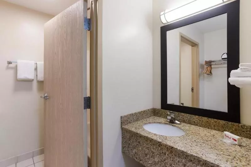 デラックスルーム, Red Roof Inn London I75