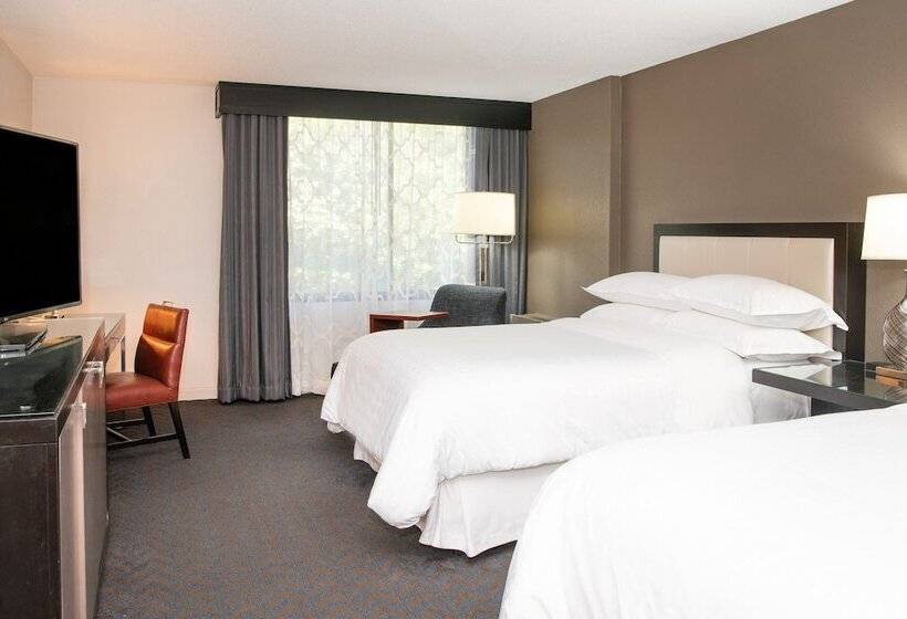 클럽 룸, Sheraton Minneapolis West