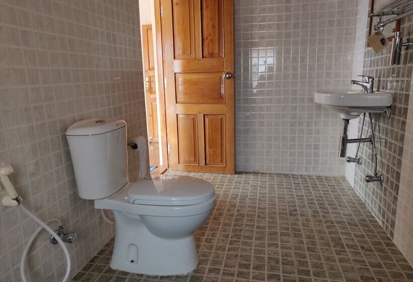 سوییت اجرایی, Thori Resort