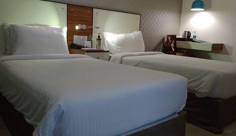 이그제큐티브 룸, Regenta Inn Indiranagar By Royal Orchid Hotels