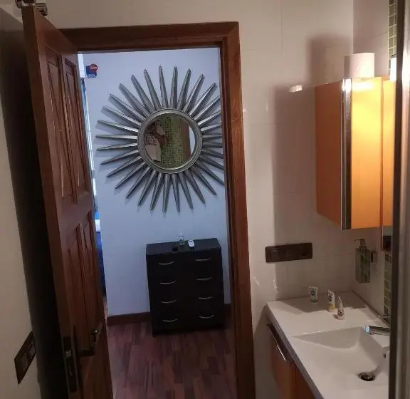 プールの見えるシングルルーム, La Casona Canaria Boutique Home B & B