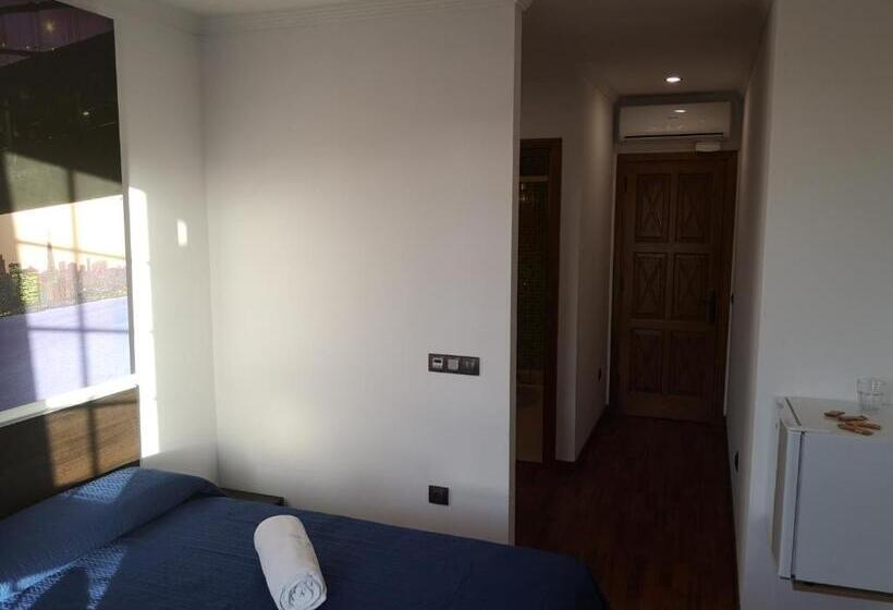 Одноместный Номер Вид на Бассейн, La Casona Canaria Boutique Home B & B