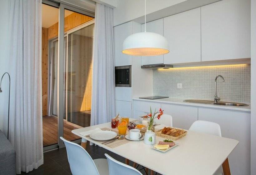 Апартаменты Deluxe 1 Спальня, Mosteiros Place