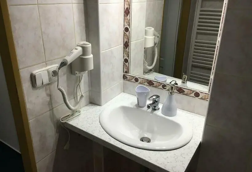 スタンダードルーム, Mikulov Inn   Hotel Zeme