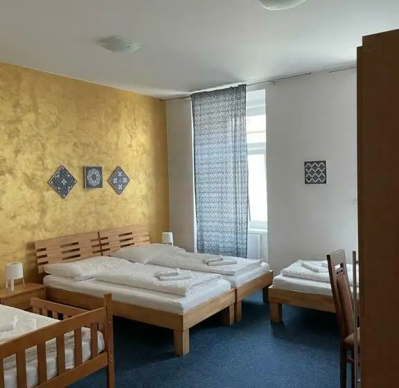 ファミリールーム, Mikulov Inn   Hotel Zeme