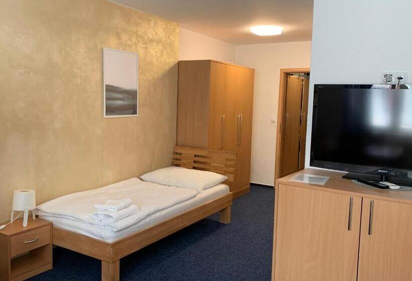 Standard Studio, Mikulov Inn   Hotel Zeme