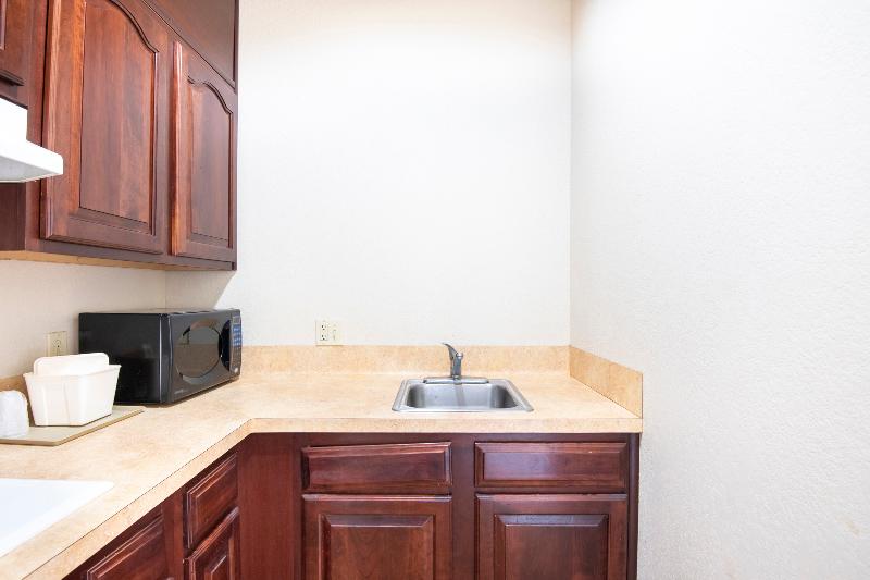 Номер Стандарт Адаптированный для Инвалидов, Oyo Townhouse Clute Lake Jackson