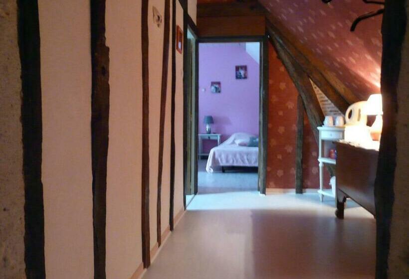 חדר משפחתי, Les Hirondelles