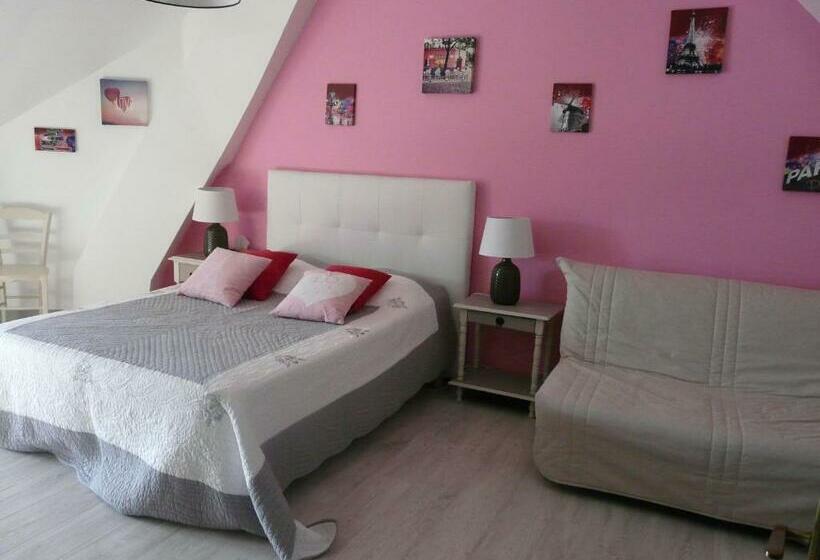 غرفة عائلية, Les Hirondelles