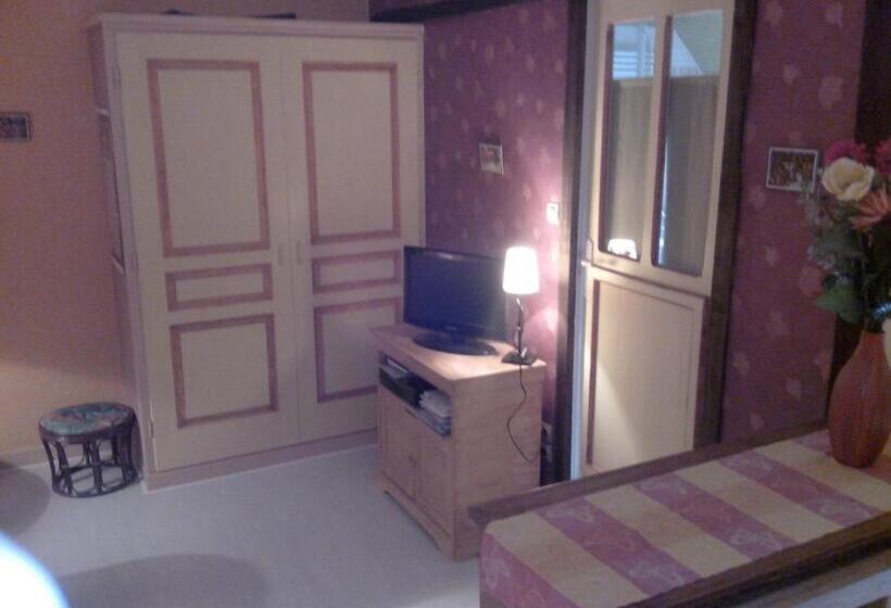 חדר סטנדרט, Les Hirondelles