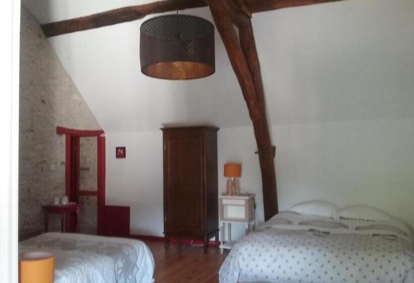 جناح مطلّ علي الحديقة, Les Hirondelles