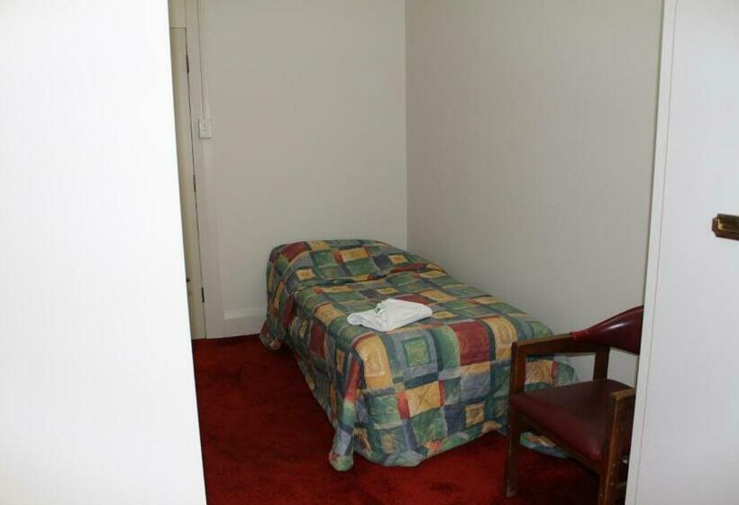 חדר סטנדרד יחיד חדר אמבטיה משותף, Royal Hotel Orange