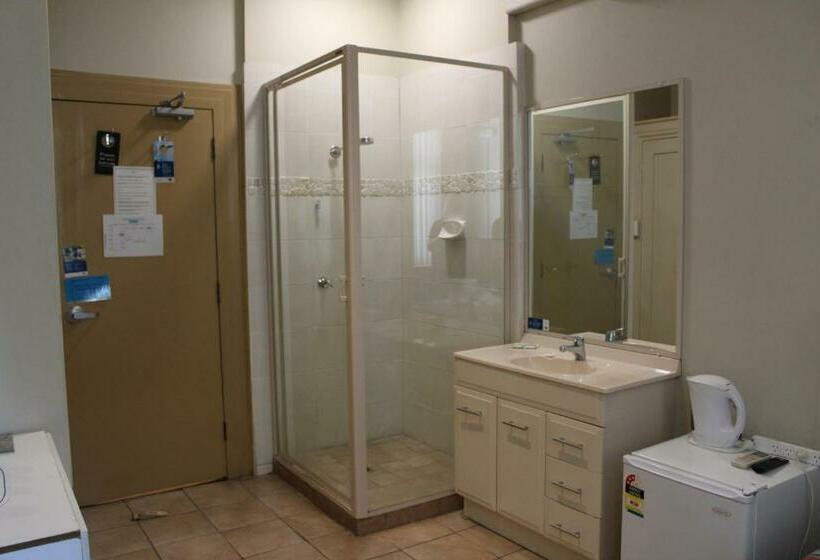 חדר סטנדרט חדר אמבטיה משותף, Royal Hotel Orange