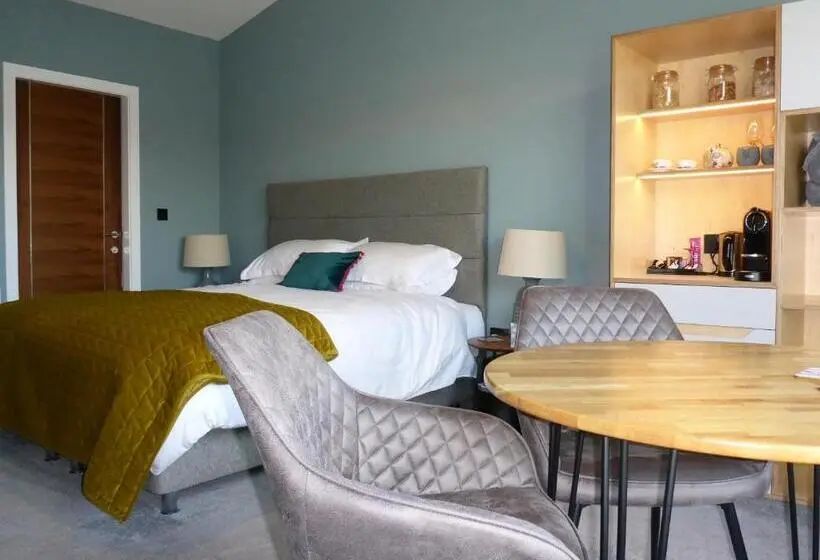 キングサイズベッドのスタンダードルーム, Stones Luxury B&b With Hot Tub And Self Contained Rooms