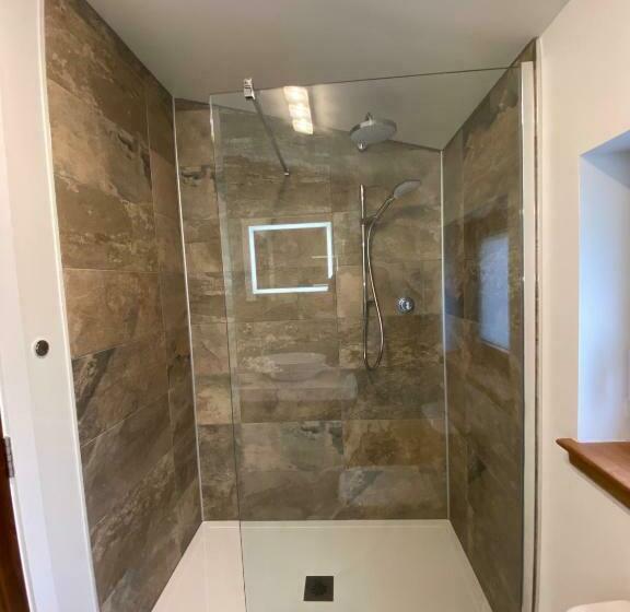 스탠다드 룸 킹사이즈 침대, Stones Luxury B&b With Hot Tub And Self Contained Rooms