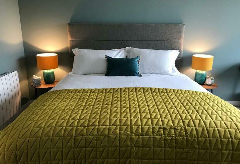 Стандартный Номер Кровать Кинг, Stones Luxury B&b With Hot Tub And Self Contained Rooms