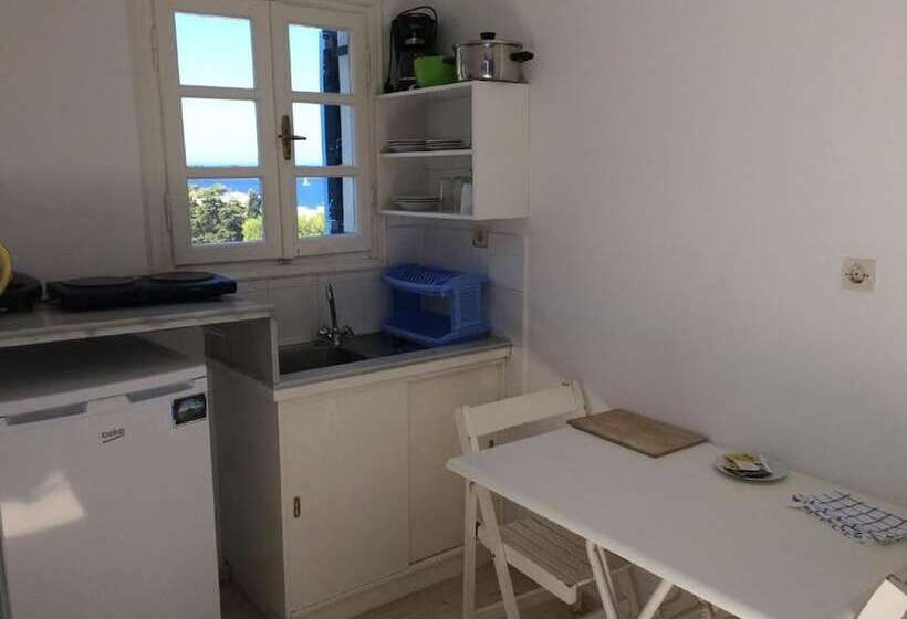 带1间卧室的公寓侧面带海景, Tatsis Apartments