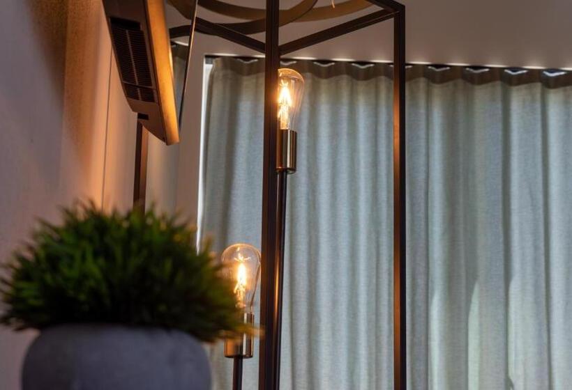 Номер Deluxe, Luttes Loft Boutique