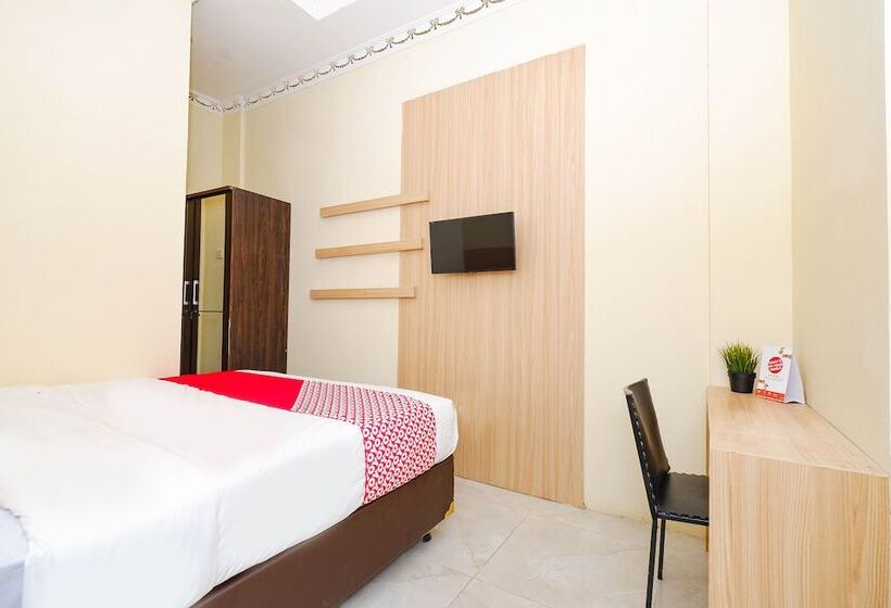 Habitació Estàndard, Oyo 2856 Wisma Fortuna Syariah