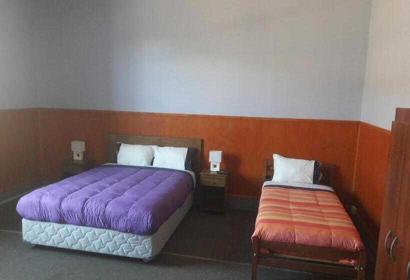 اتاق لوکس, Hostal Capricho De Carlitos