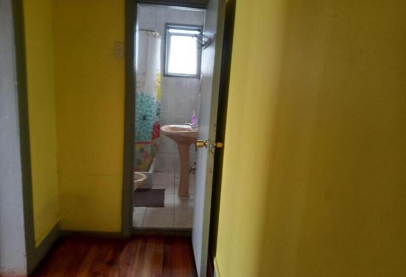 Standard room with outdoor bath, Hostal Capricho De Carlitos