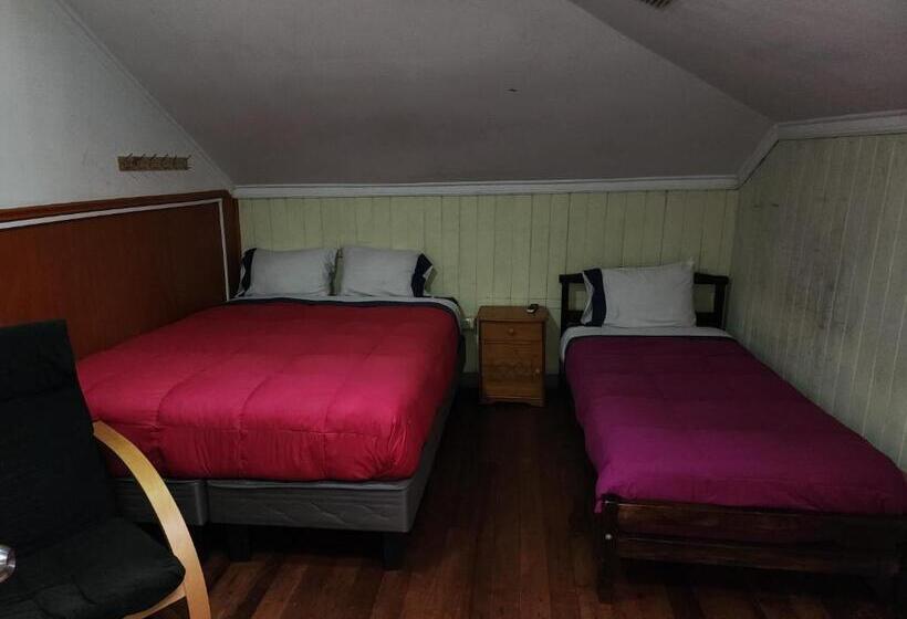 اتاق استاندارد با سرویس بهداشتی مشترک, Hostal Capricho De Carlitos