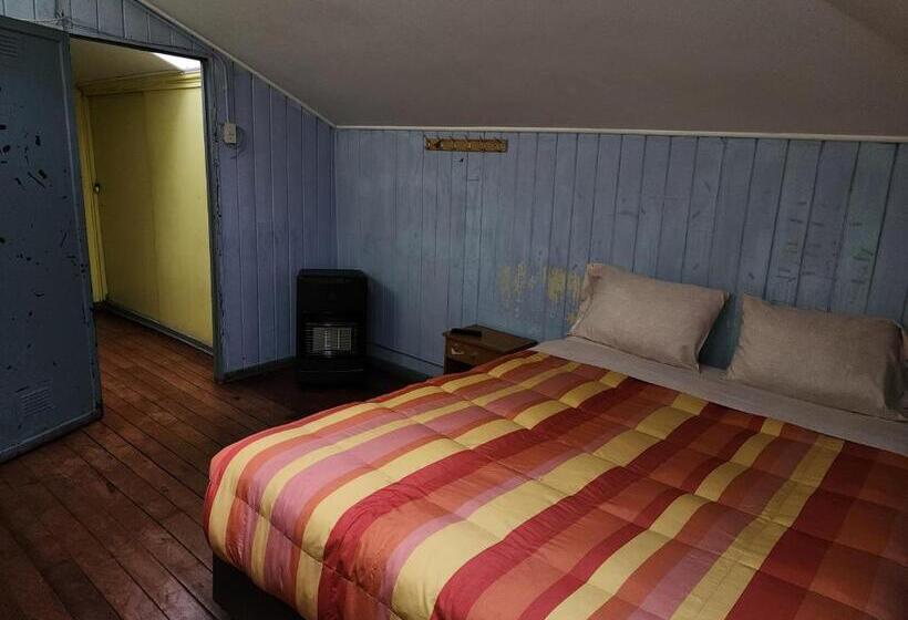 اتاق اکونومی, Hostal Capricho De Carlitos