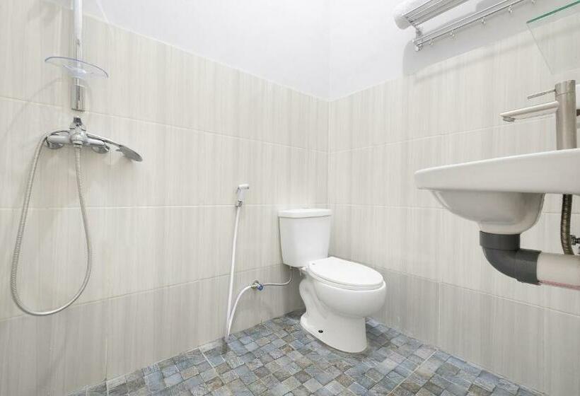 غرفة ديلوكس, Oyo 2727 Nareswari Residence