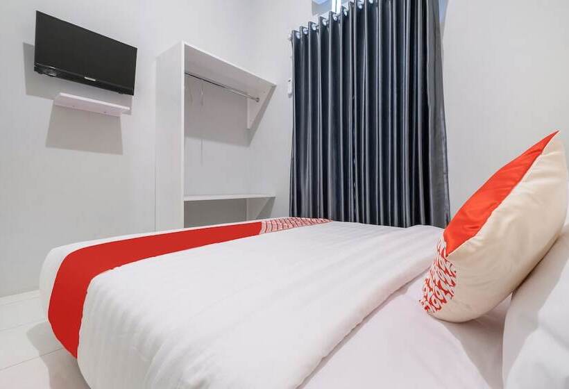 غرفة ديلوكس, Oyo 2727 Nareswari Residence