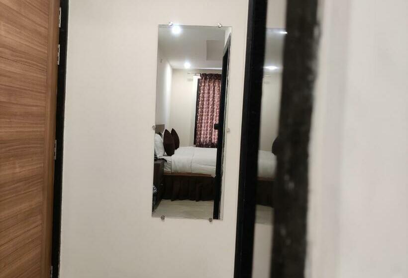 اتاق لوکس, Golden Rays