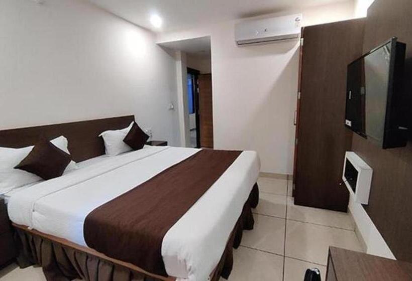 اتاق سوپریور, Golden Rays