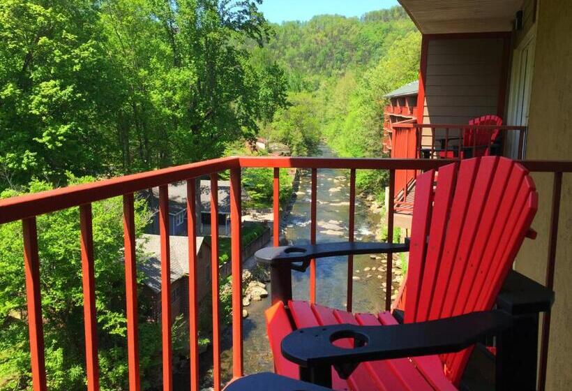 带大床的标准间, Baymont By Wyndham Gatlinburg On The River