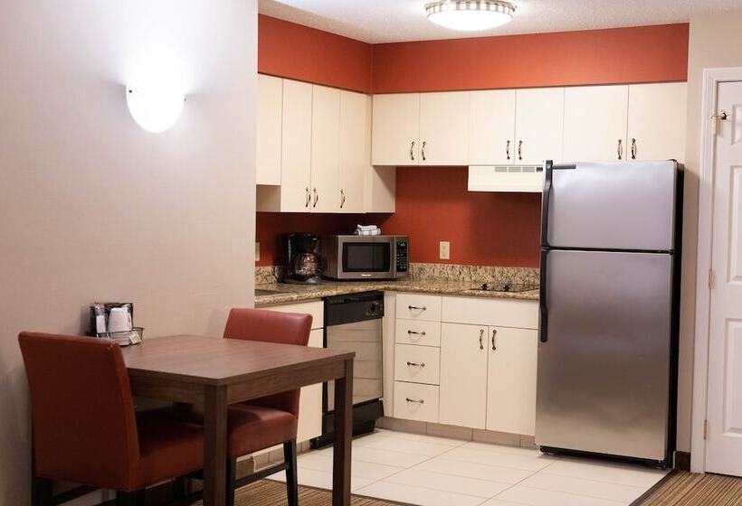 Люкс Повышенной Комфортности, Hawthorn Suites By Wyndham Erie