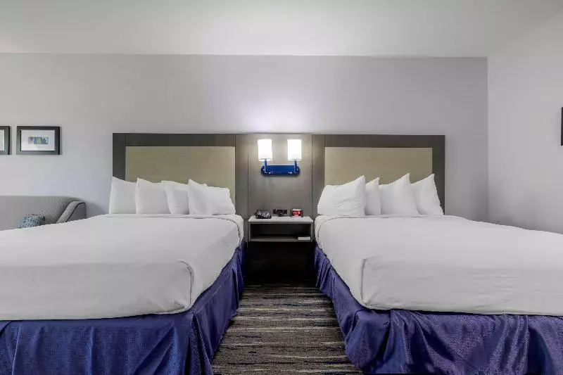 اتاق استاندارد با تخت بزرگ, Rodeway Inn Escondido Downtown