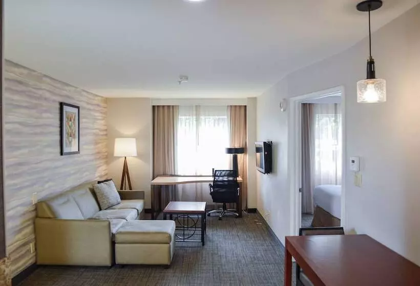 سوییت, Residence Inn La Mirada Buena Park