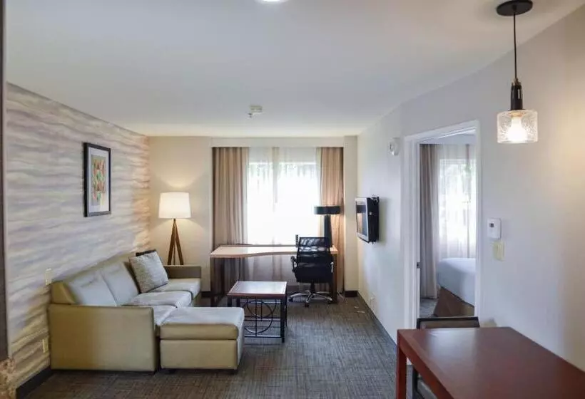 سوییت, Residence Inn La Mirada Buena Park