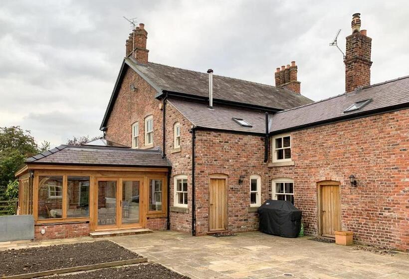 غرفة ديلوكس مطلّة علي الحديقة, Hollies Farm B&b