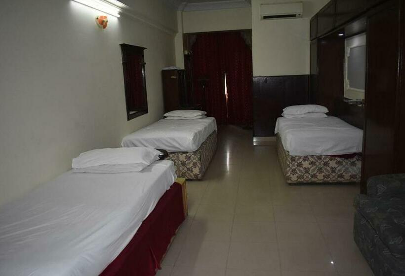 اتاق لوکس سه تخته, De Mall