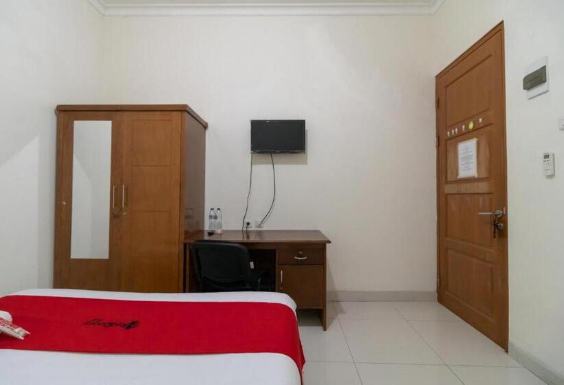 Номер Стандарт, Reddoorz Near Universitas Esa Unggul Bekasi Harapan Indah