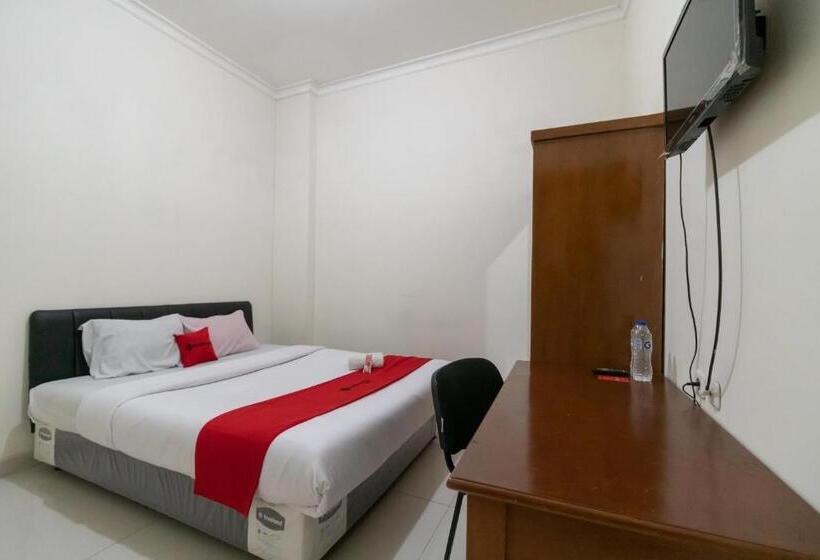 Номер Стандарт, Reddoorz Near Universitas Esa Unggul Bekasi Harapan Indah