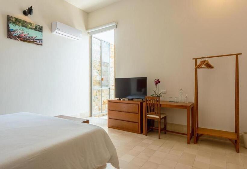 Номер Deluxe с Балконом, Villa Orquidea Boutique